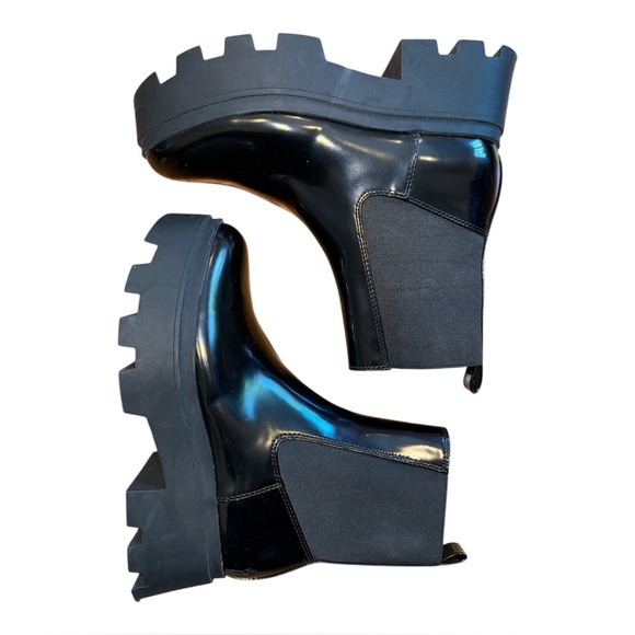 Open Edit Black Patent Leather Chelsea Lug Boot size 7.5 - Picture 1 of 6